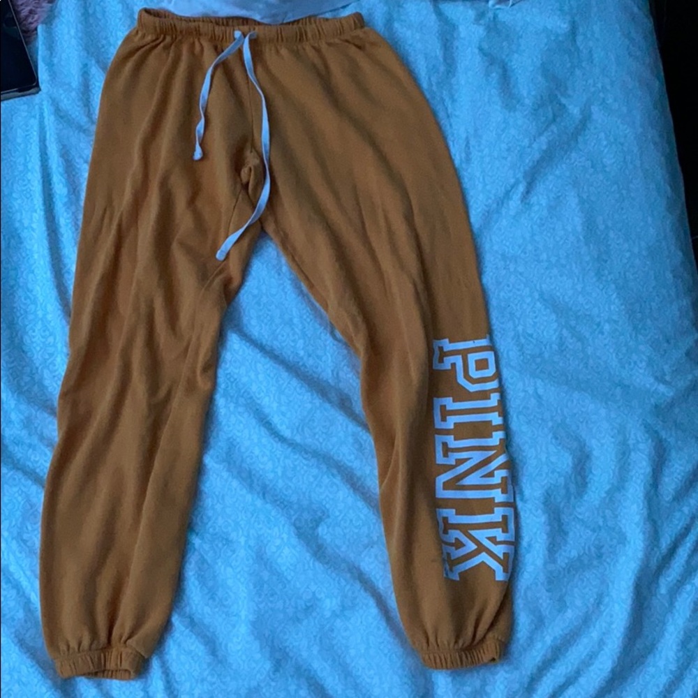 sweatpants